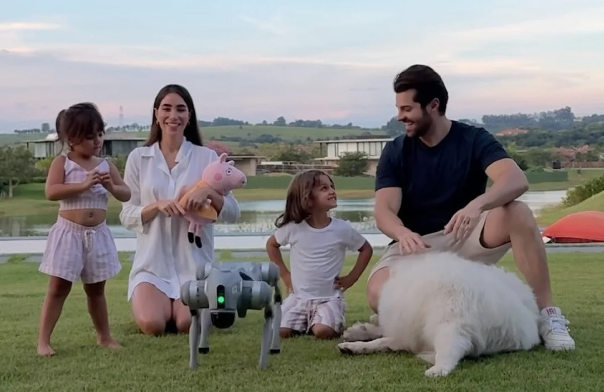 Alok apresenta o novo membro da família: o cão-robô Unitree Go2! E você também pode ter um!